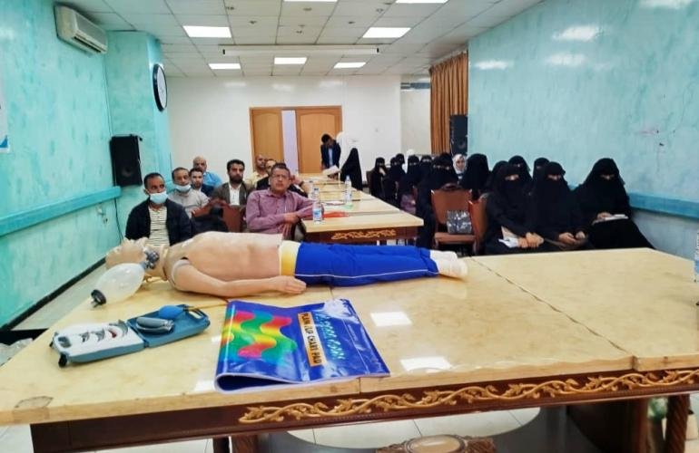 صندوق تنمية المهارات يختتم برنامجاً تدريبياً في الإنعاش القلبي الرئوي (المتقدم والأساسي) لـ 30 كادراً بمستشفى العلوم والتكنولوجيا.